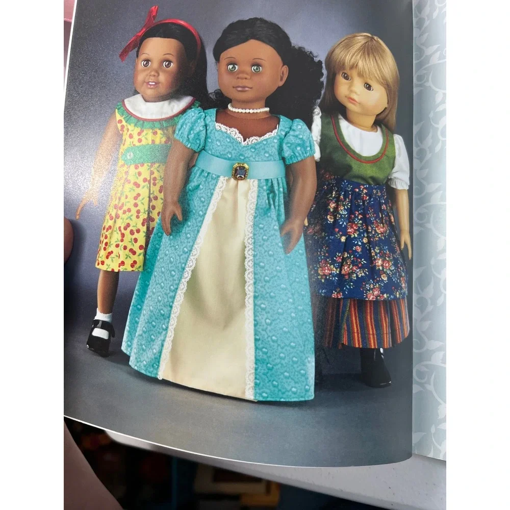 Heritage Doll Clothes Joan Hinds 18-Inch Doll Sewing Patterns Book with CD-ROM